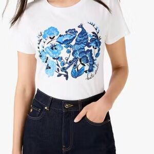 GUC, KATE SPADE PEACOCK TEE SHIRT SIZE L
(RUNS ON SMALLER SIDE)